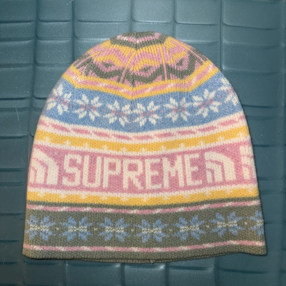 Supreme x The North Face Pastel Knit Beanie